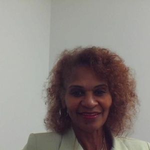 Meet your Posher, Sherry